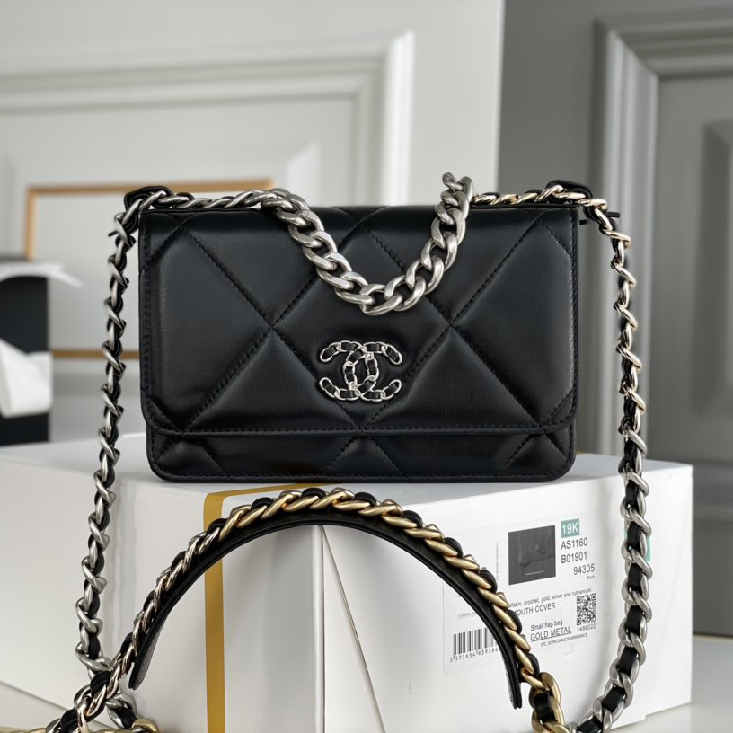 Chanel 19 Bags